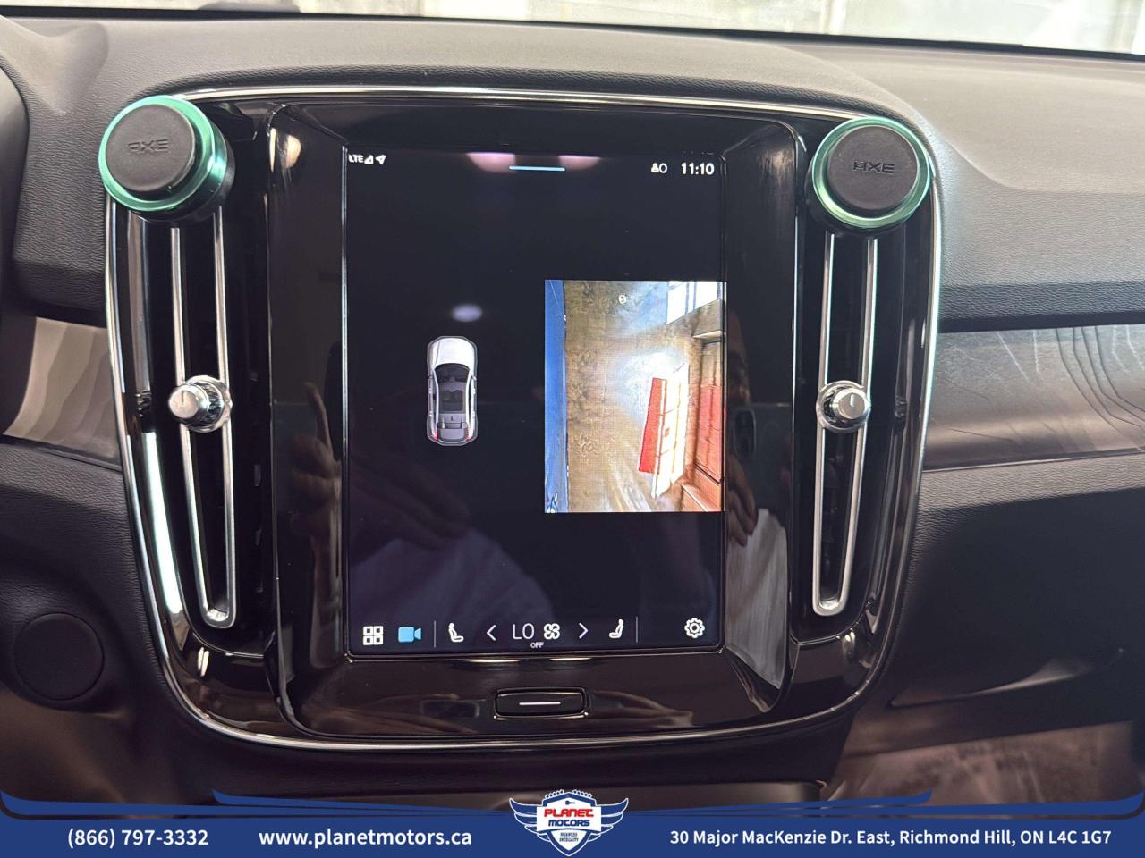 2023 Volvo C40 Recharge Pure Electric Pure Electric Plus Twin eAWD/NO ACCIDENT/CLEAN CARFAX/ONE OWNER Photo