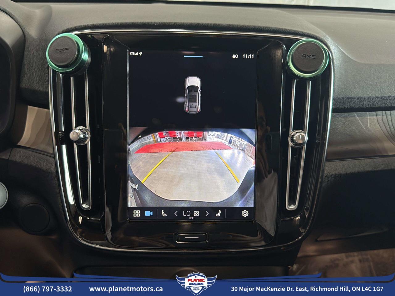 2023 Volvo C40 Recharge Pure Electric Pure Electric Plus Twin eAWD/NO ACCIDENT/CLEAN CARFAX/ONE OWNER Photo