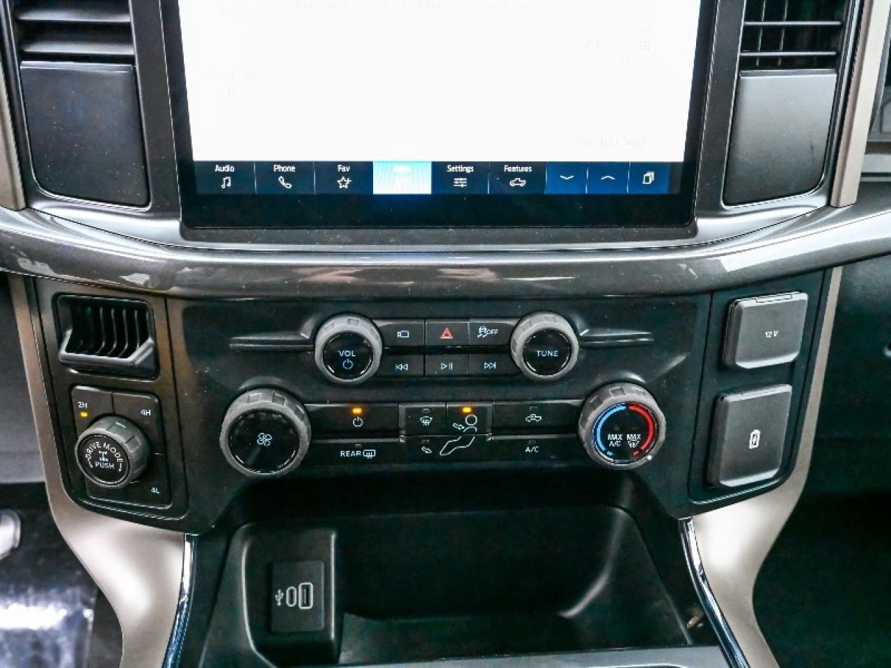 2025 Ford F-150 STX Photo