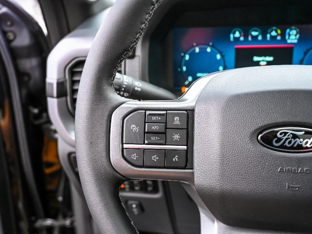 2025 Ford F-150 XLT Photo