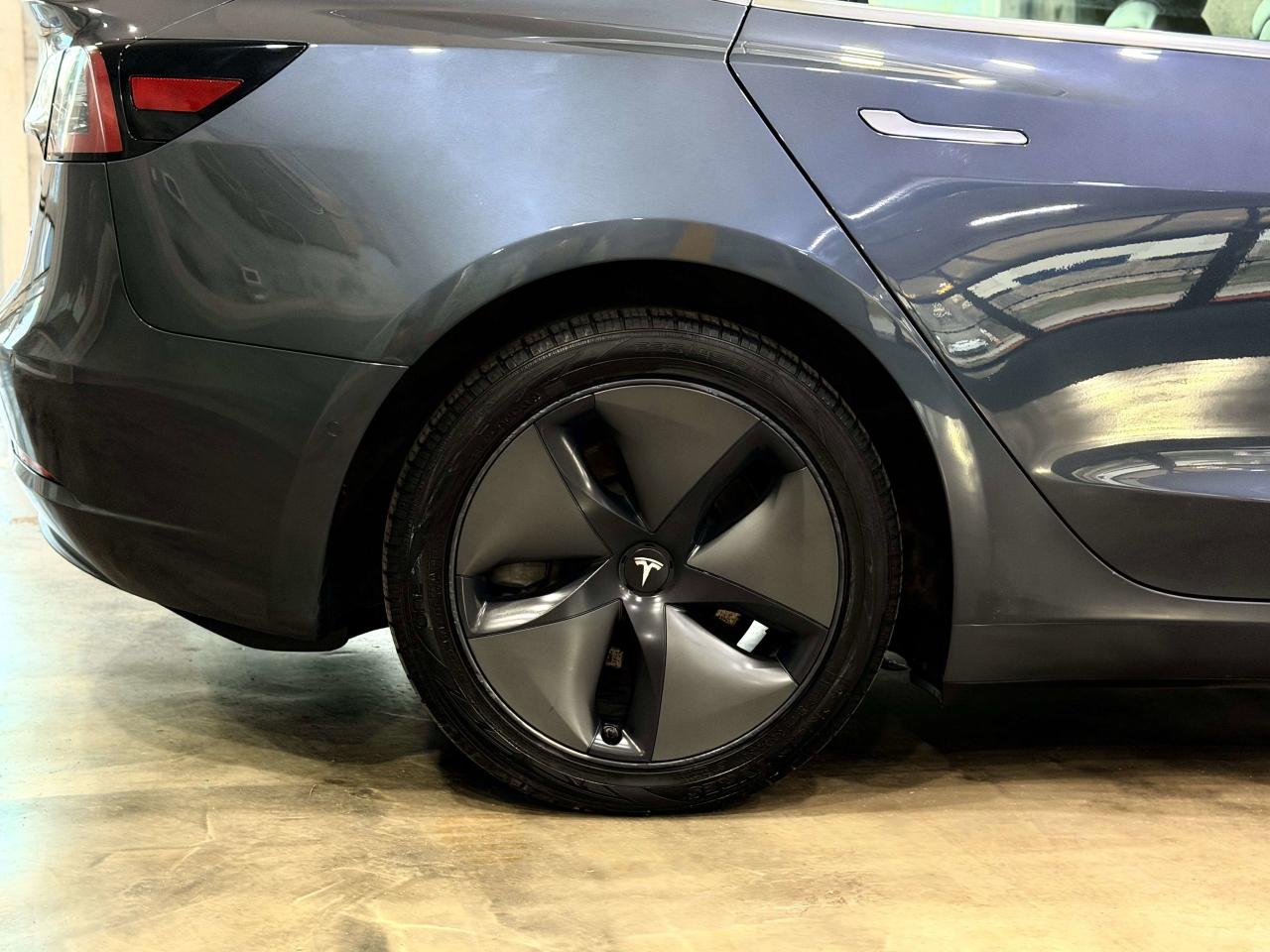 2020 Tesla Model 3 LONG RANGE Photo