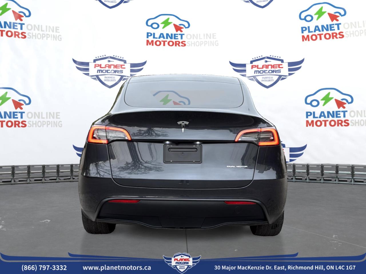 2024 Tesla Model Y LONG RANGE Photo