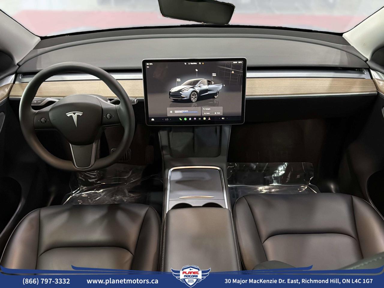 2024 Tesla Model Y LONG RANGE Photo