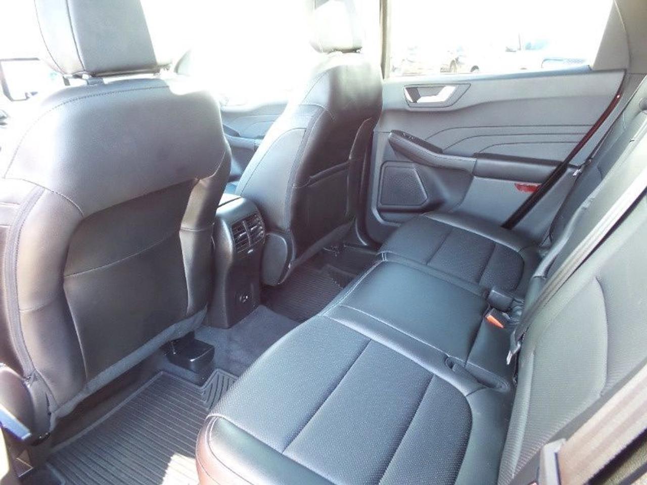 2022 Ford Escape SEL, AWD, LEATHER, PANO ROOF, NAVIGATION! Photo