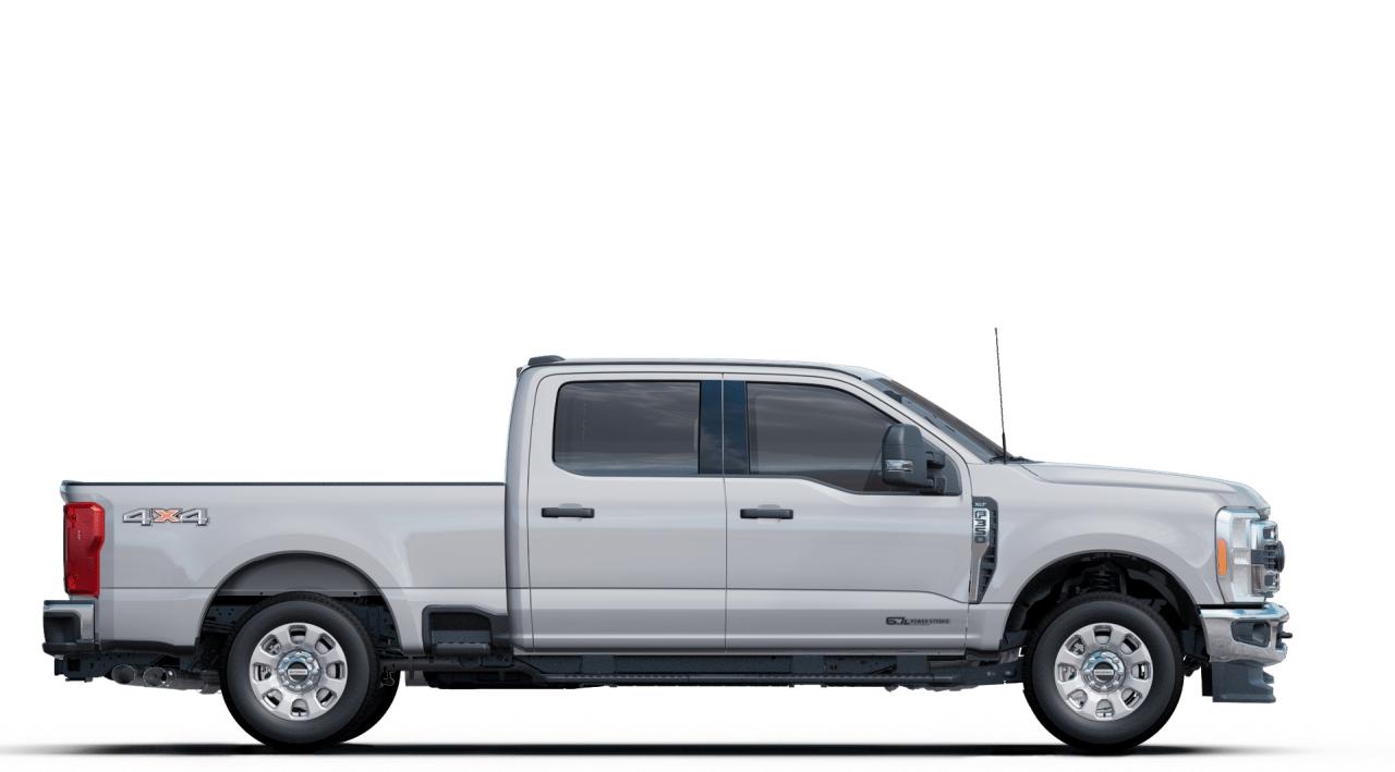 2023 Ford F-350 SuperCrew 4X4 XLT 160"WB 6.7 DIESEL Photo4