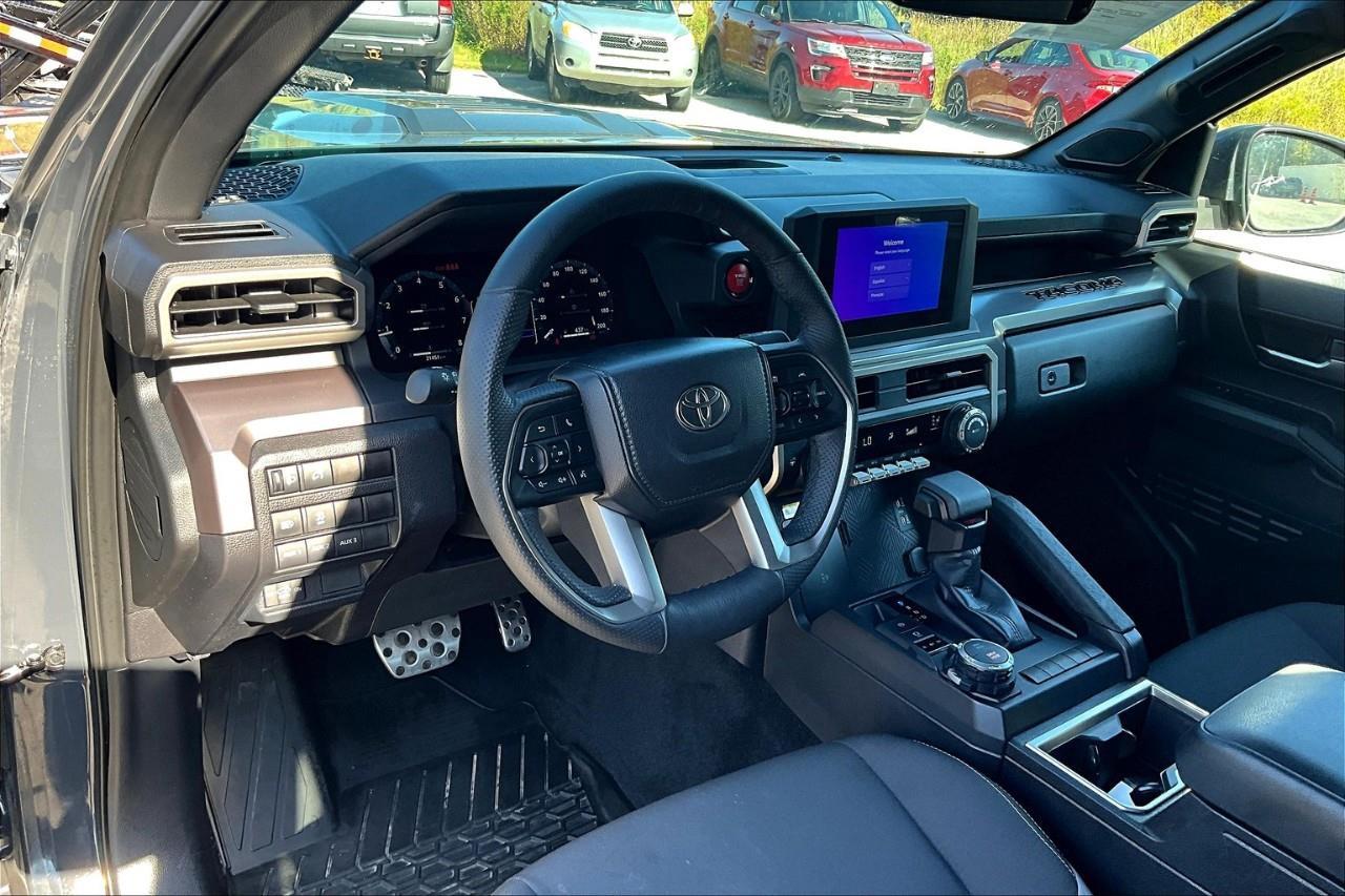 2025 Toyota Tacoma  Photo3