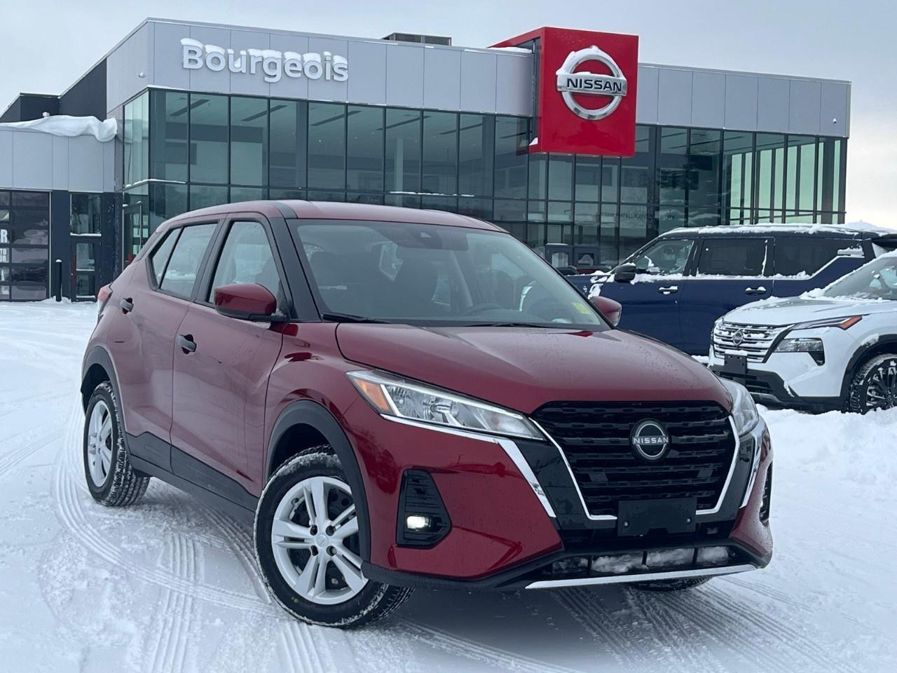 2025 Nissan Kicks Play S FWD Photo