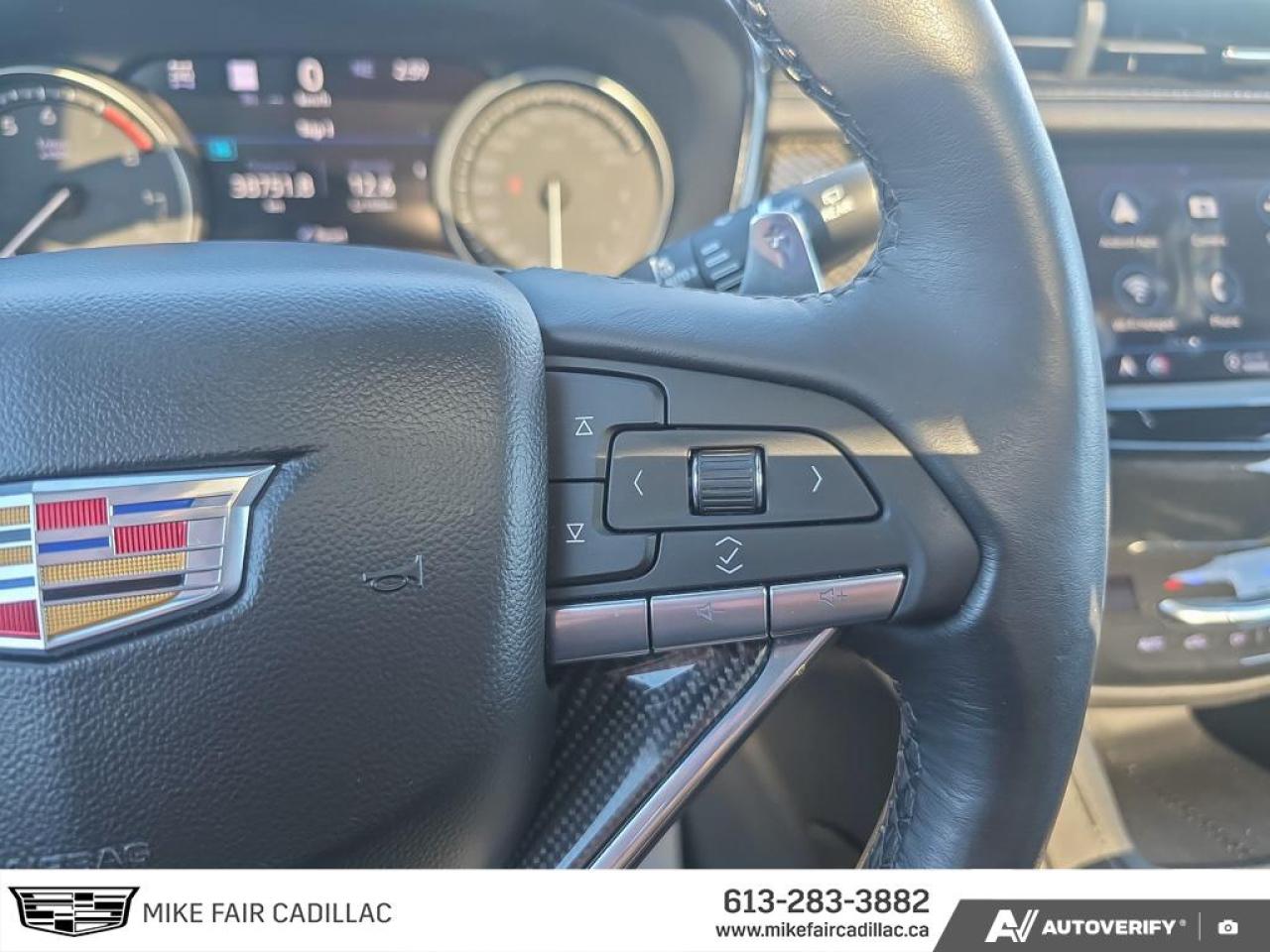 2024 Cadillac XT6 Sport AWD,power sunroof,heated/vented front seats,heated steering,HDsurround vision.remote start Photo