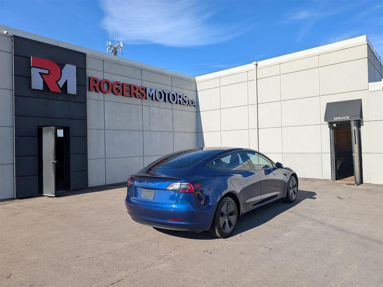 2022 Tesla Model 3 STANDARD