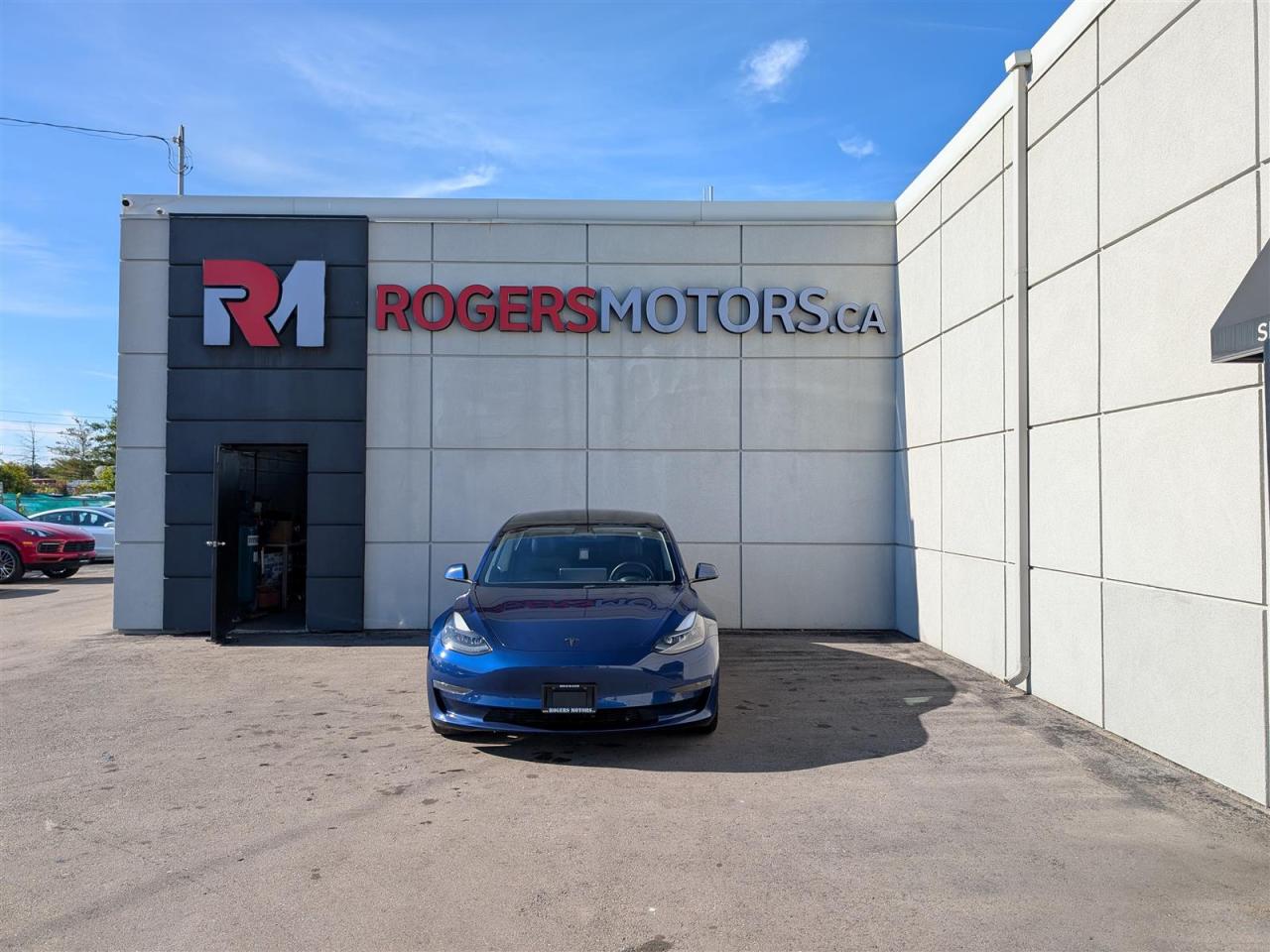 2022 Tesla Model 3 STANDARD