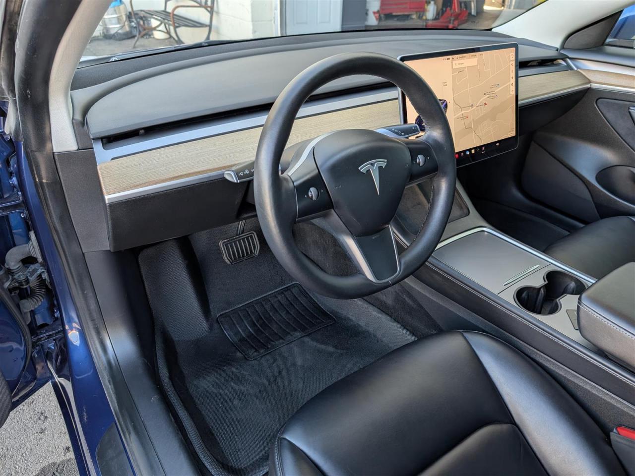 2022 Tesla Model 3 STANDARD