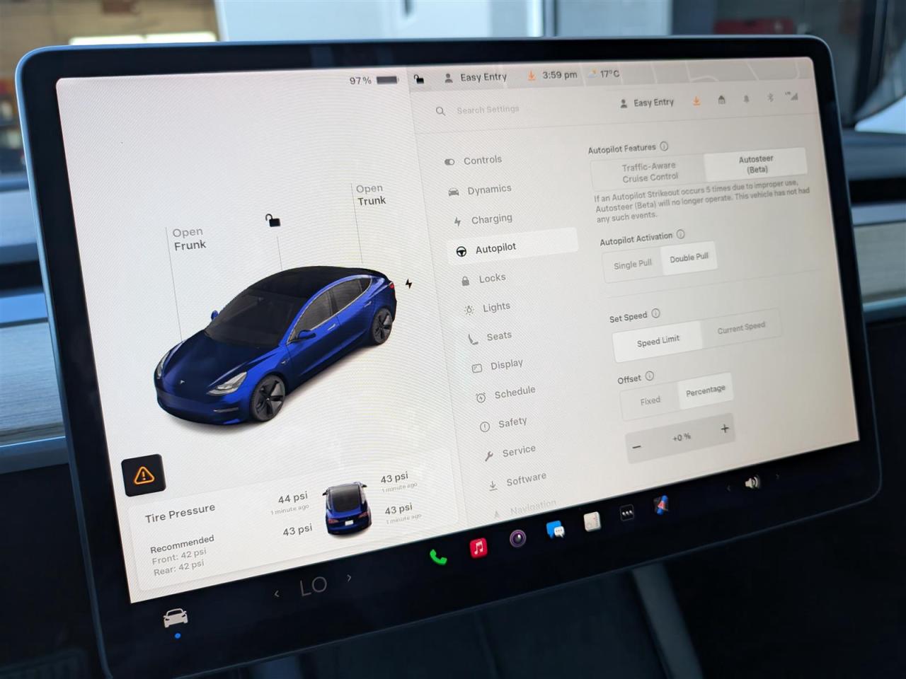 2022 Tesla Model 3 STANDARD