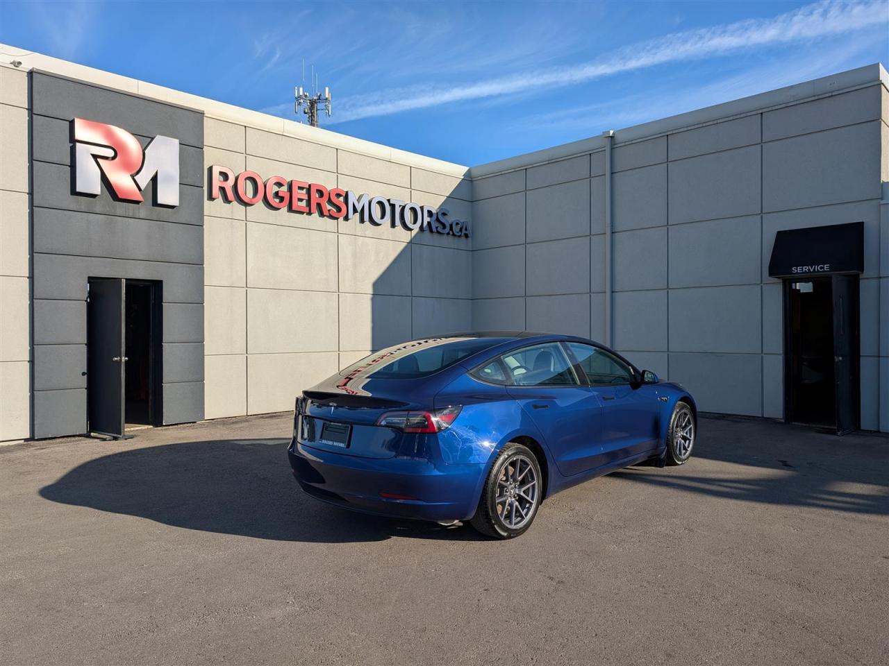 2023 Tesla Model 3 STANDARD Photo4