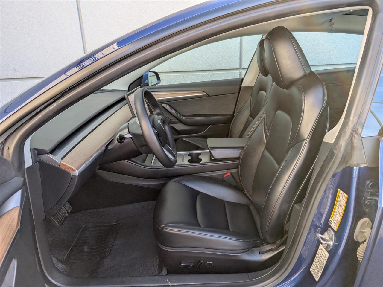 2023 Tesla Model 3 STANDARD