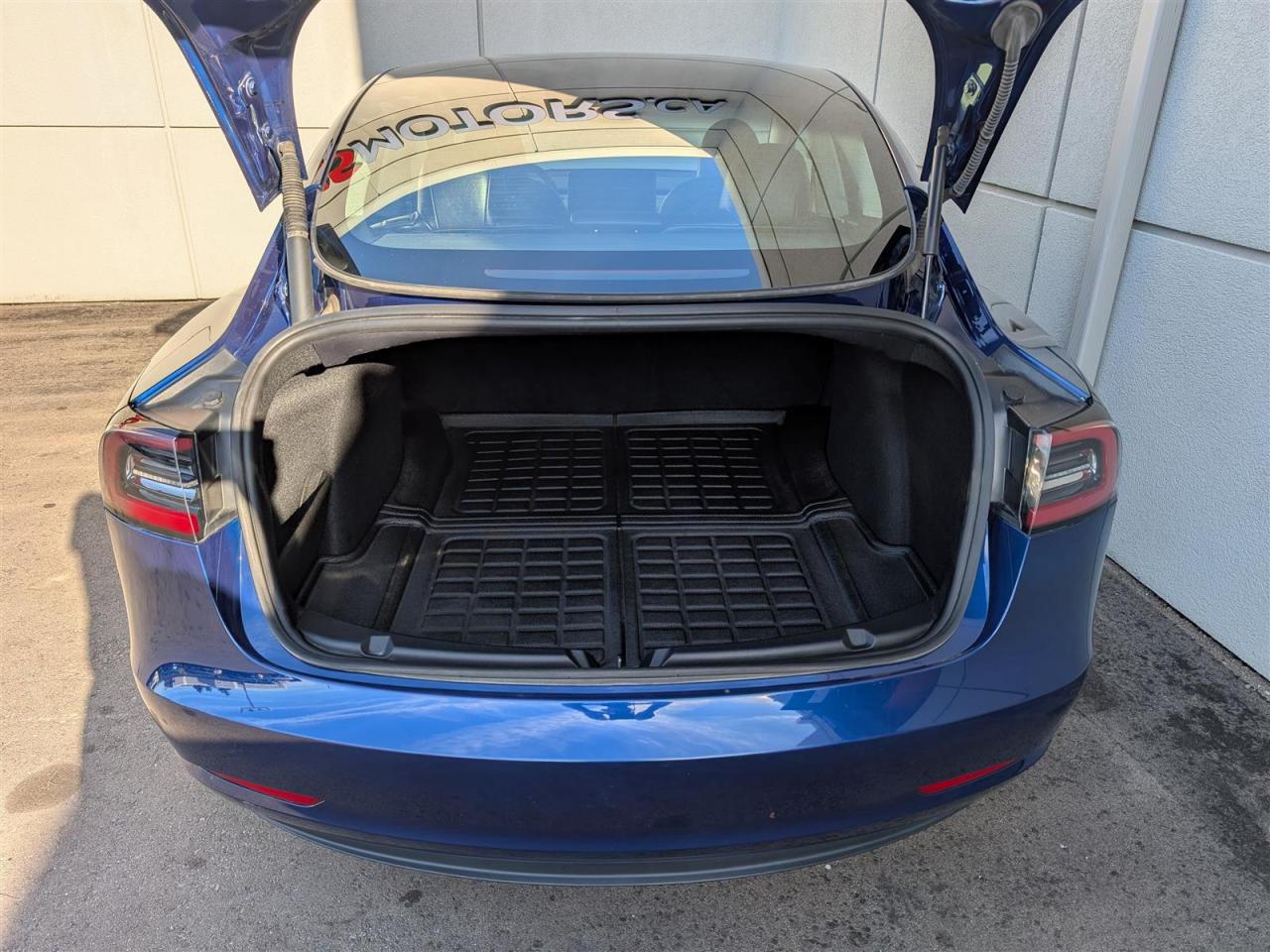 2023 Tesla Model 3 STANDARD