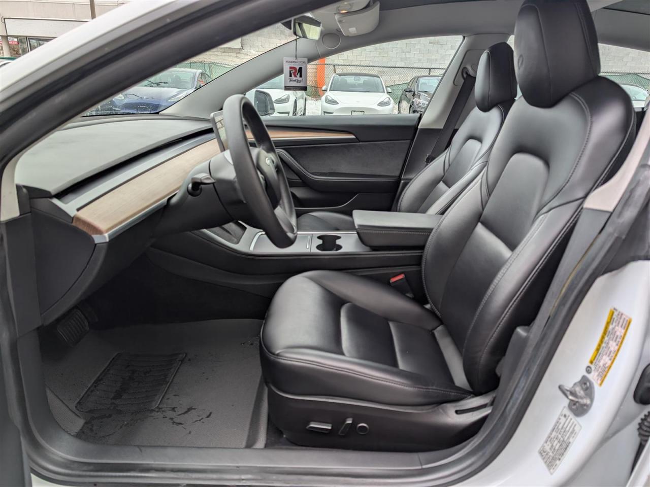 2021 Tesla Model 3 STANDARD RANGE PLUS Photo