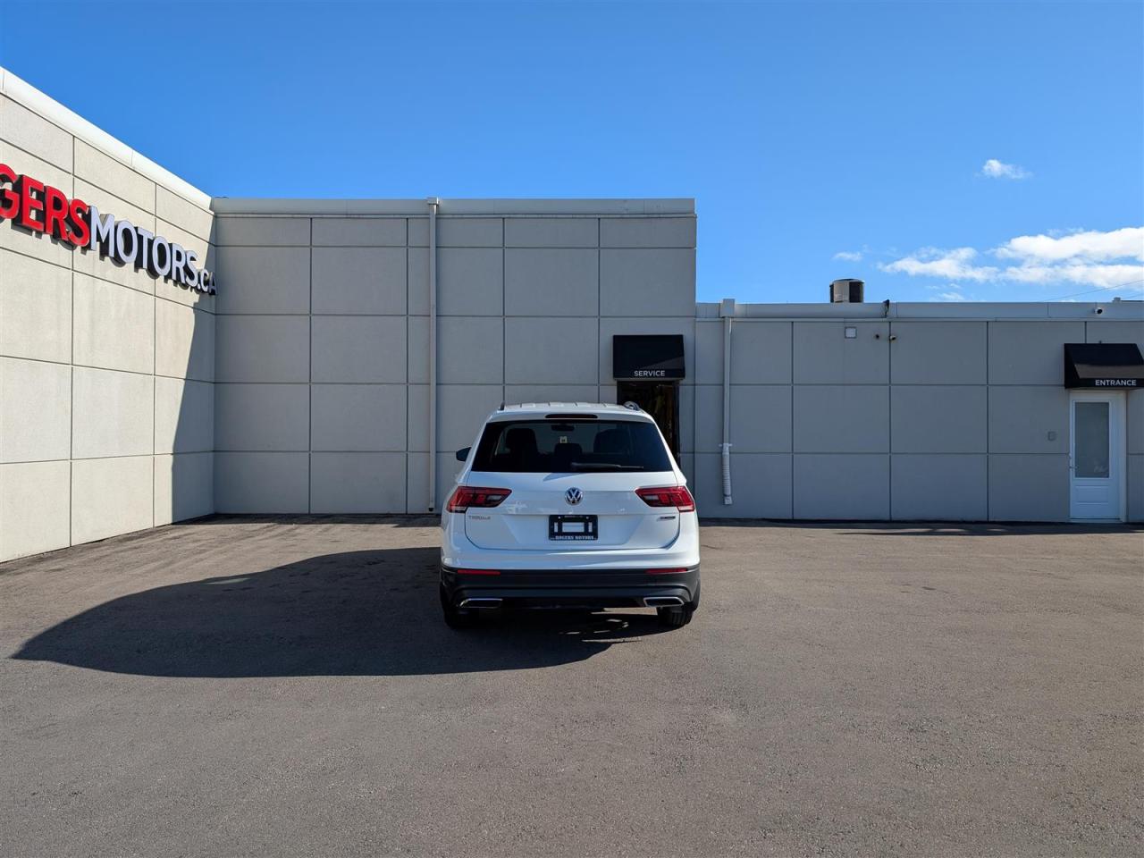 2020 Volkswagen Tiguan 4MOTION - LEATHER - HTD SEATS - TECH FEATS Photo3