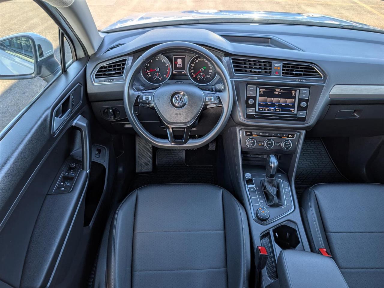 2020 Volkswagen Tiguan 4MOTION - LEATHER - HTD SEATS - TECH FEATS