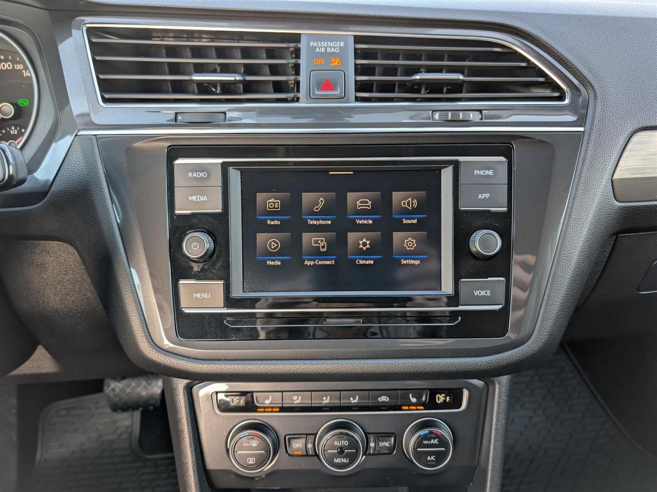 2020 Volkswagen Tiguan 4MOTION - LEATHER - HTD SEATS - TECH FEATS