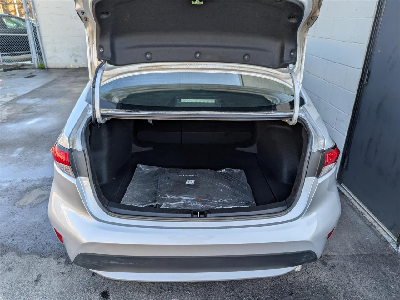 2020 Toyota Corolla LE - HTD SEATS - REVERSE CAM - TECH FEATURES