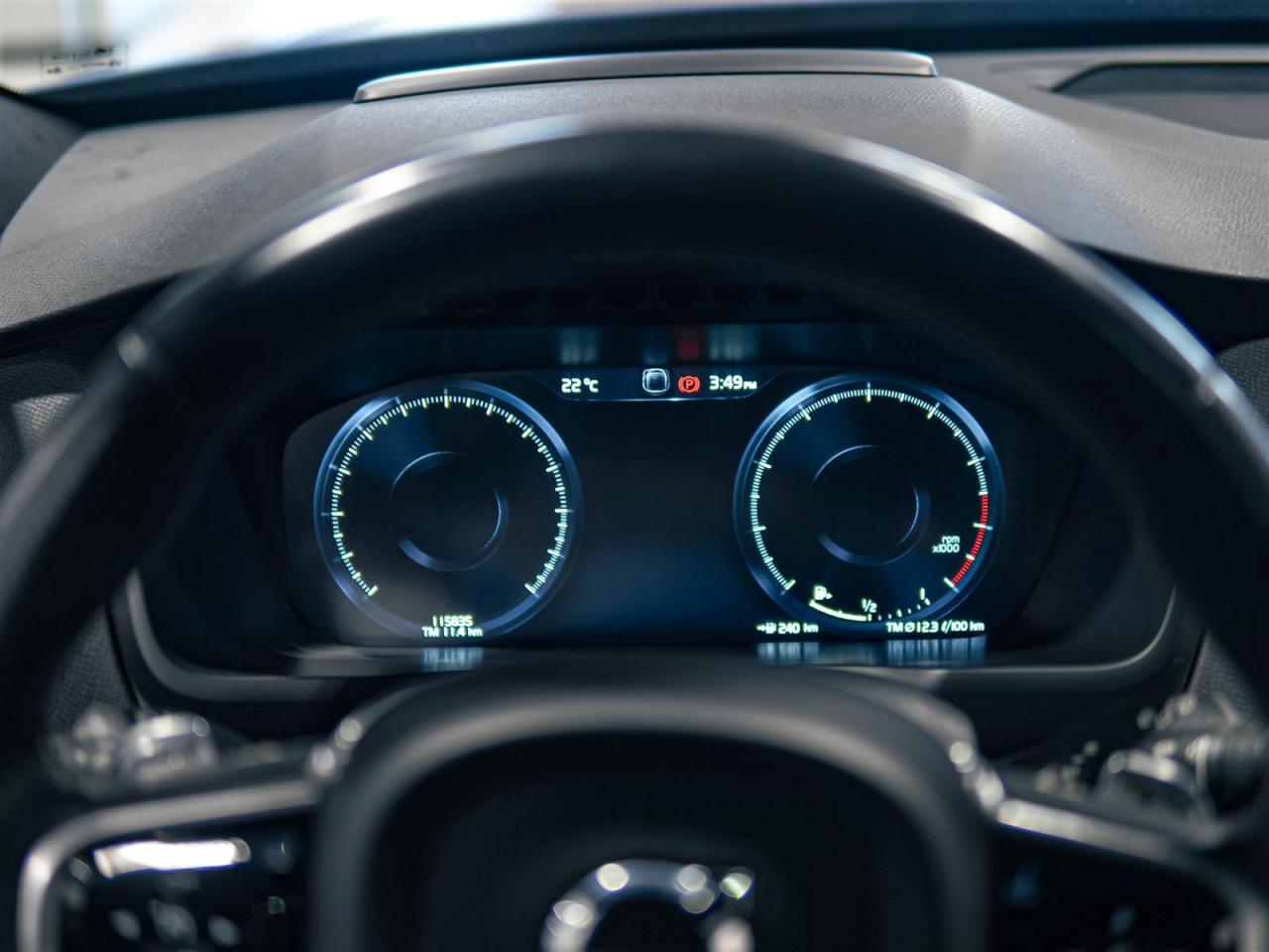 2018 Volvo XC90 ** SALE PENDING BY TANNYA  ** Photo