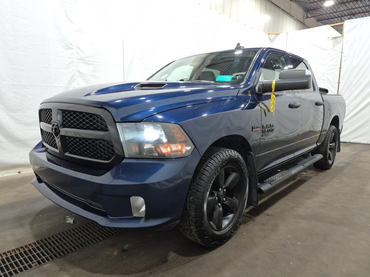 Used 2021 RAM 1500 EXPRESS CREW | 4X4 | 5.7 HEMI V8 | NIGHT PKG for sale in Kitchener, ON