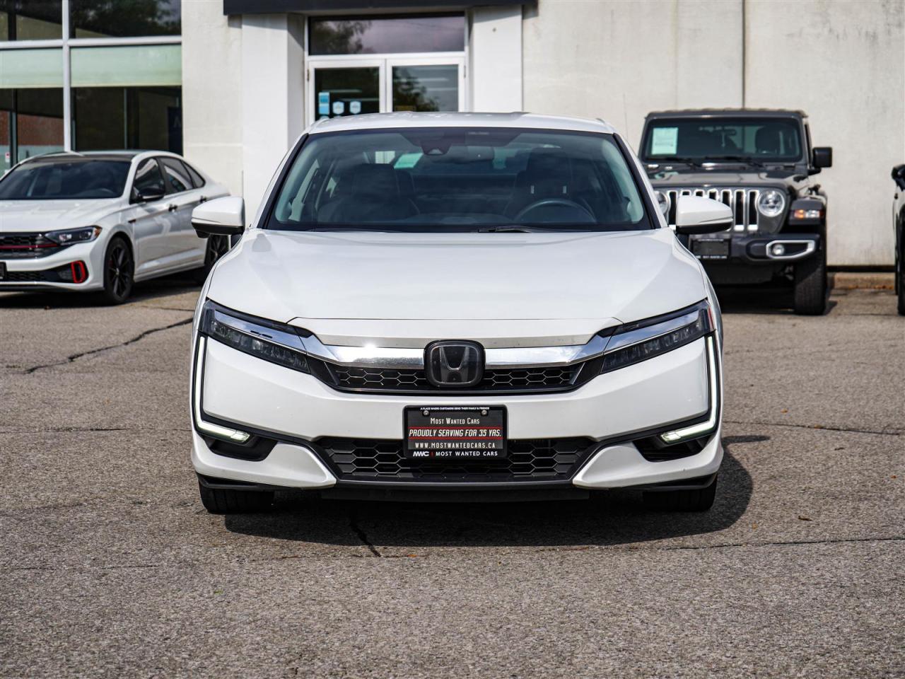 2019 Honda Clarity Plug-In Hybrid HEATED SEATS | CAMERA | 12 SERVICE RECORDS Photo2