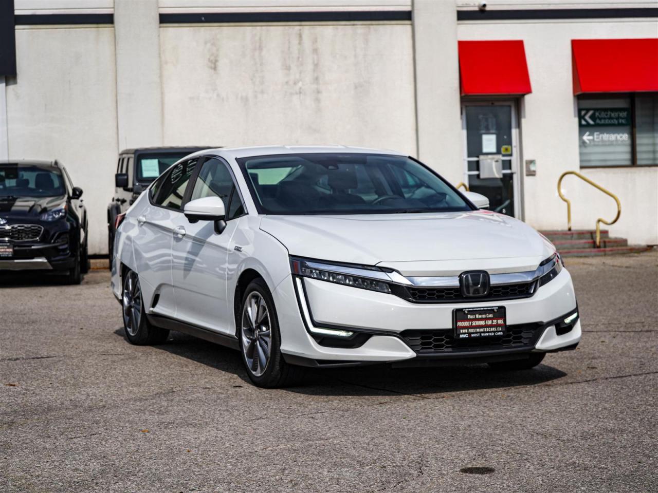 2019 Honda Clarity Plug-In Hybrid HEATED SEATS | CAMERA | 12 SERVICE RECORDS Photo3