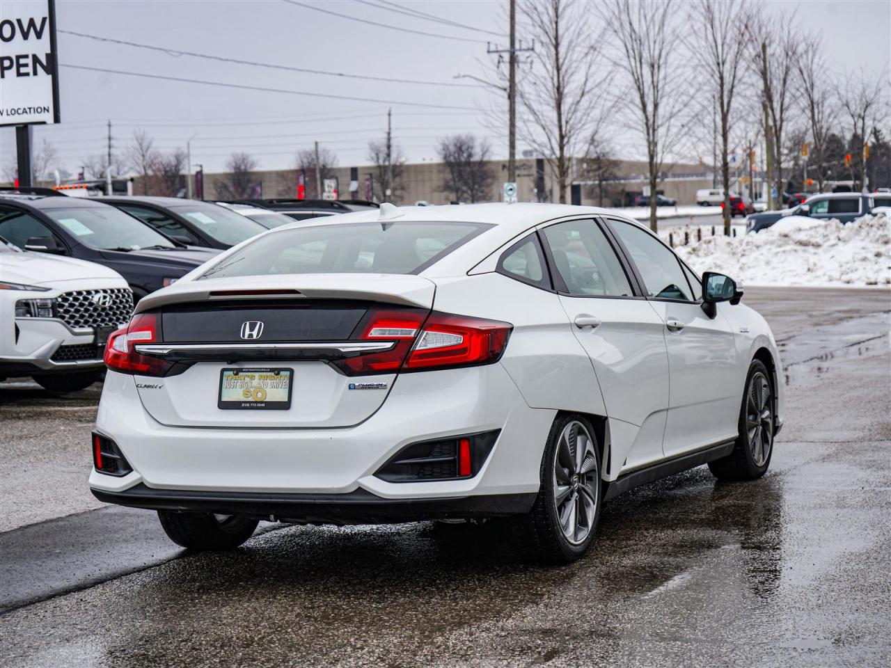 2019 Honda Clarity Plug-In Hybrid HEATED SEATS | CAMERA | 12 SERVICE RECORDS Photo
