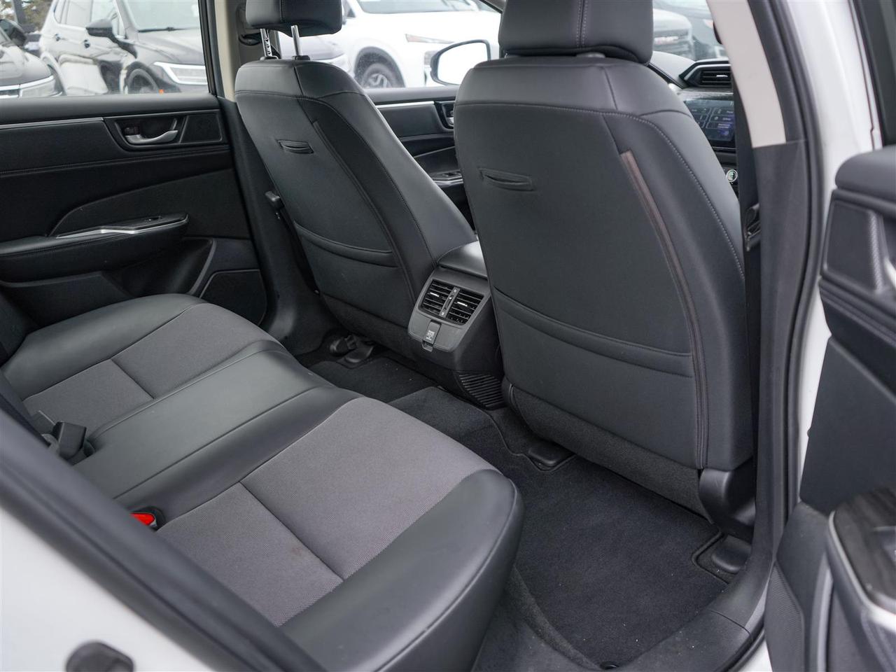 2019 Honda Clarity Plug-In Hybrid HEATED SEATS | CAMERA | 12 SERVICE RECORDS Photo