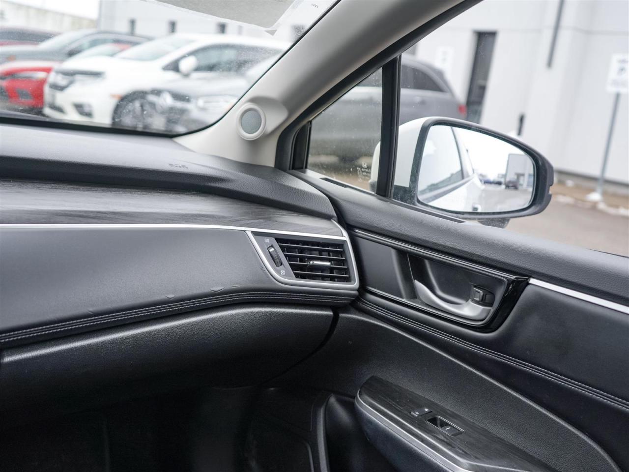 2019 Honda Clarity Plug-In Hybrid HEATED SEATS | CAMERA | 12 SERVICE RECORDS Photo