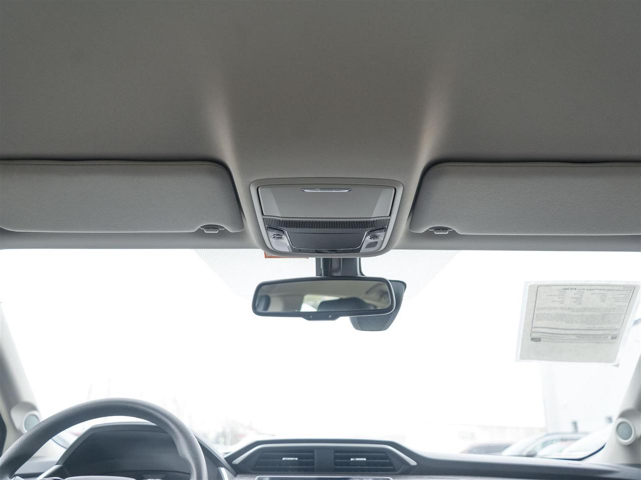 2019 Honda Clarity Plug-In Hybrid HEATED SEATS | CAMERA | 12 SERVICE RECORDS Photo