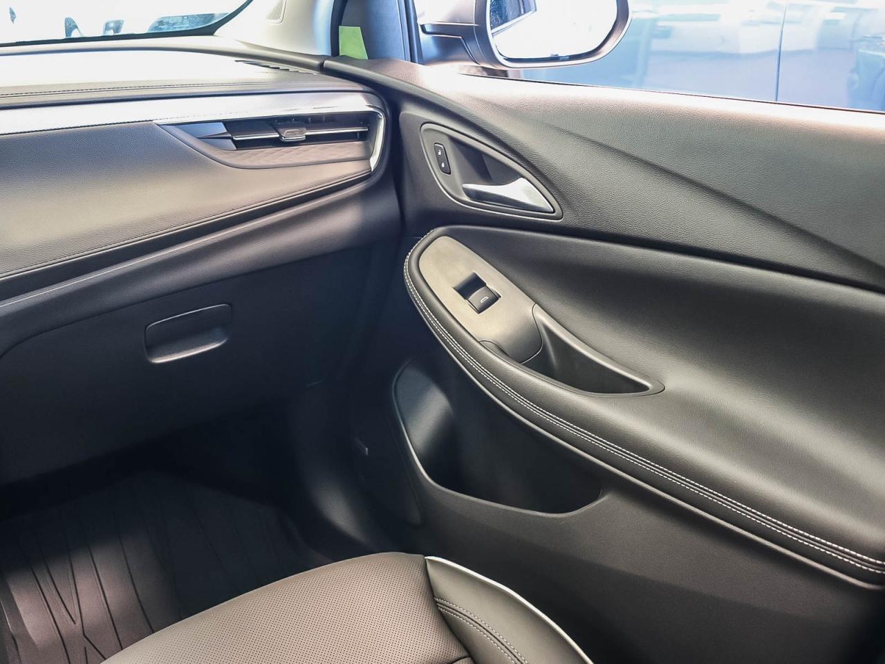 2026 Buick Encore GX Avenir Photo