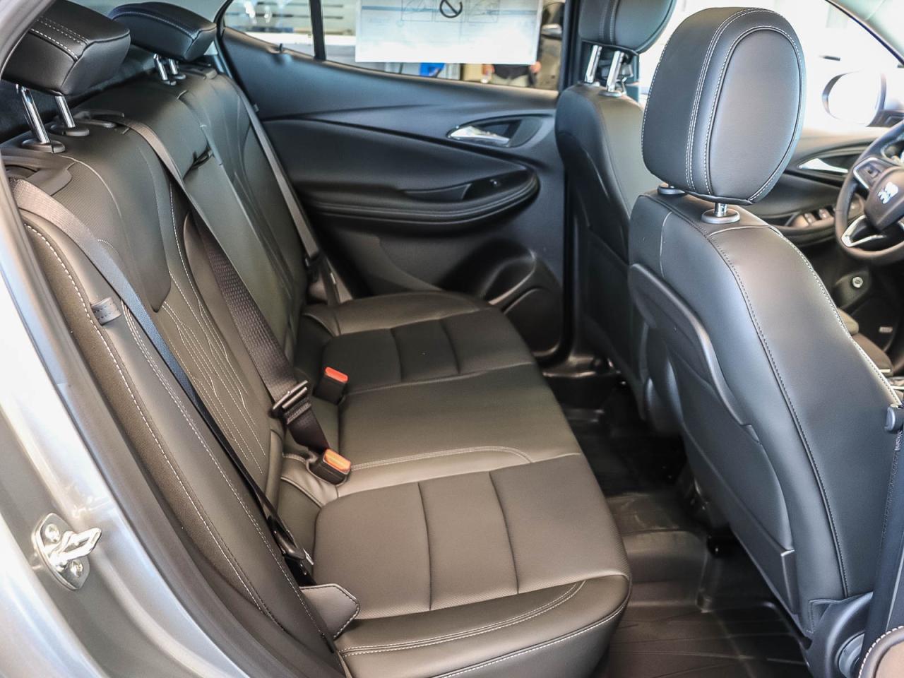 2026 Buick Encore GX Avenir Photo