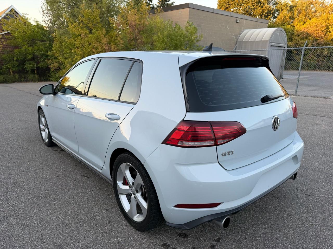 2018 Volkswagen GTI 5-door DSG - Photo #8
