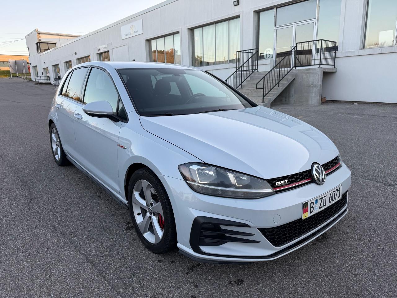 2018 Volkswagen GTI 5-door DSG - Photo #3