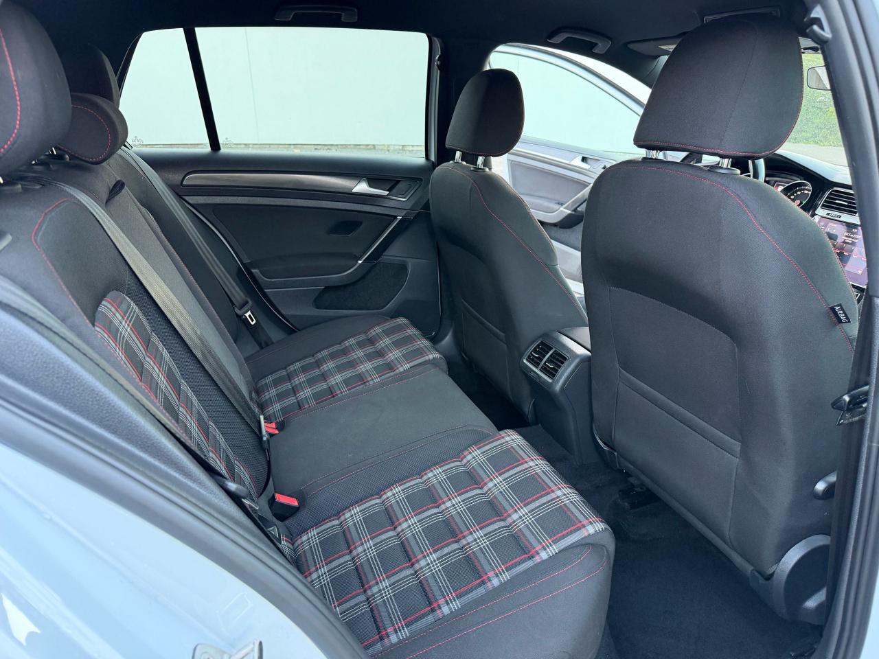 2018 Volkswagen GTI 5-door DSG - Photo #13