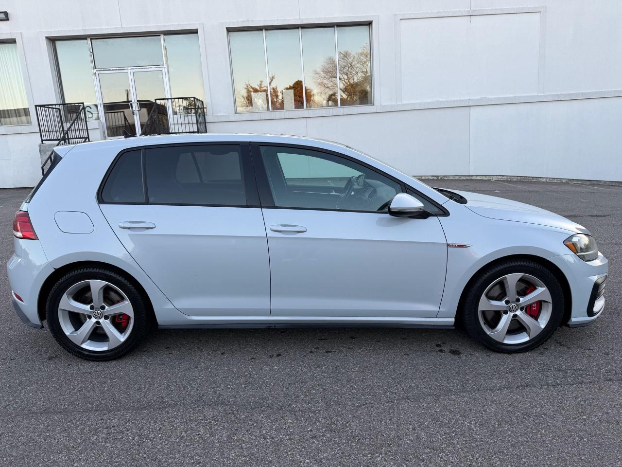 2018 Volkswagen GTI 5-door DSG - Photo #4