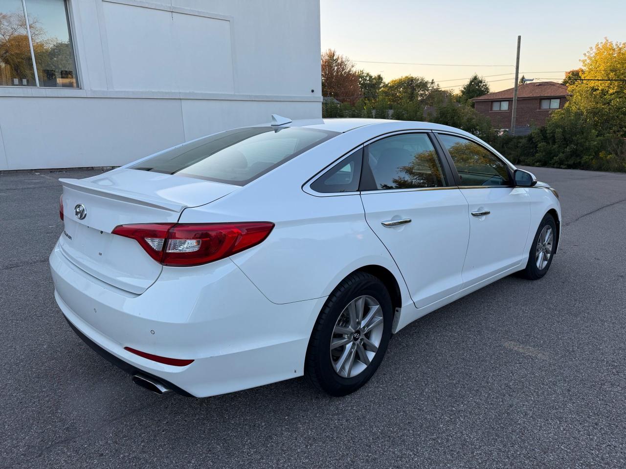 2017 Hyundai Sonata 2.4L Photo4