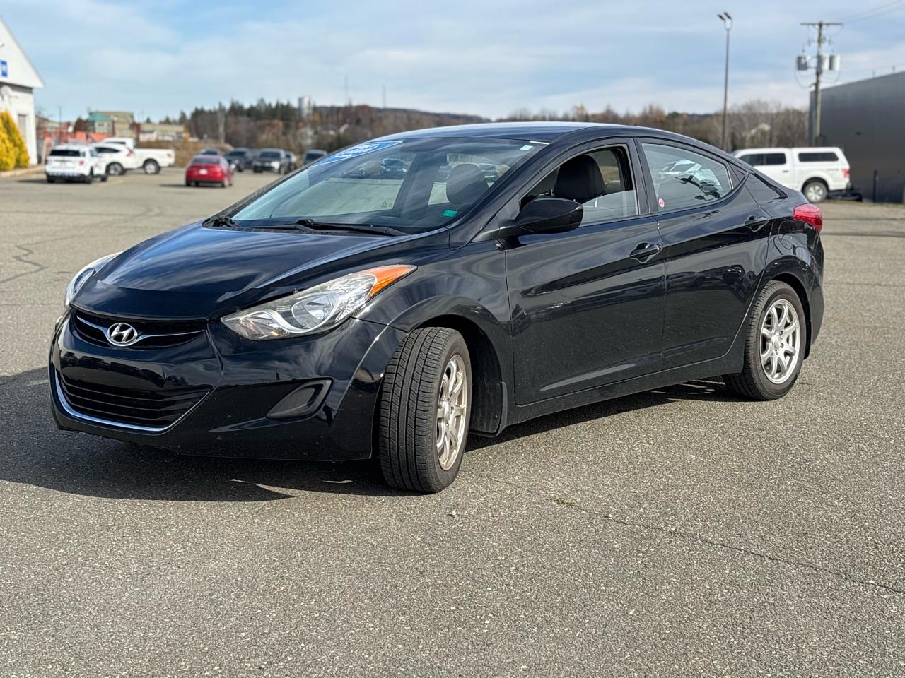 2013 Hyundai Elantra  Photo0