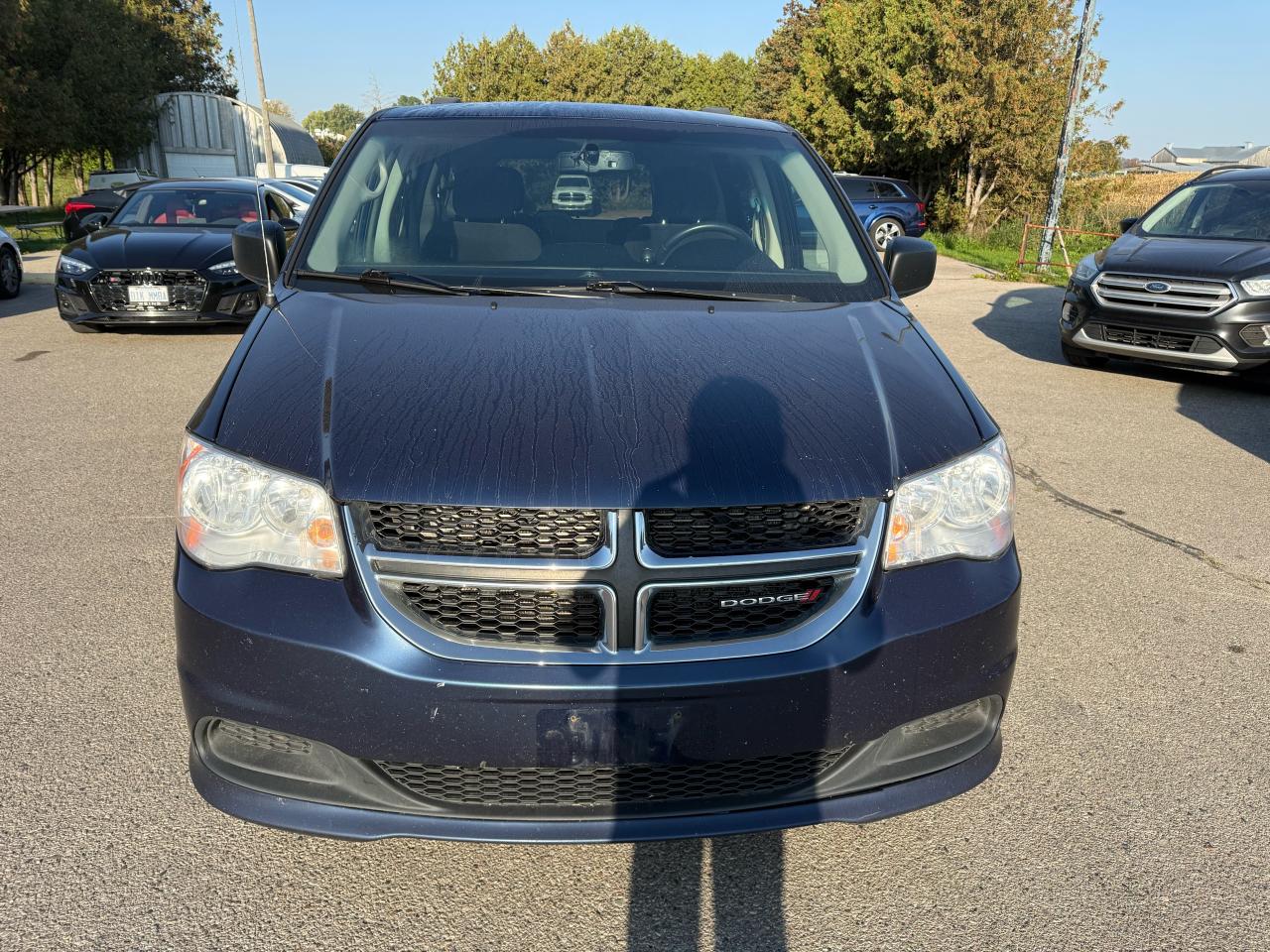 2017 Dodge Grand Caravan SXT STOWNGO - Photo #3