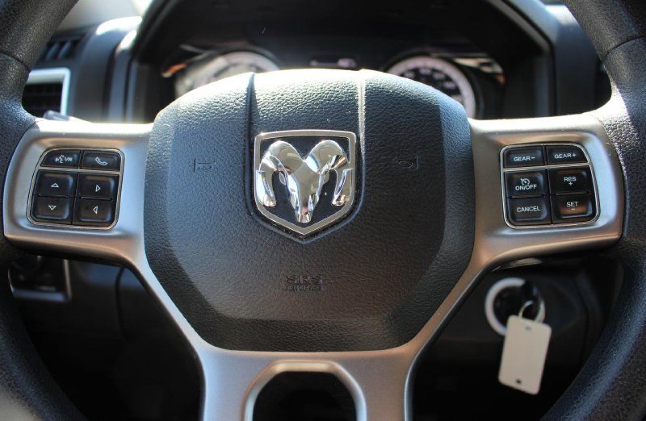 2023 RAM 1500 Classic SLT*4x4*Hemi*Six Seats*Bluetooth*Rear Cam*Boxliner - Photo #20