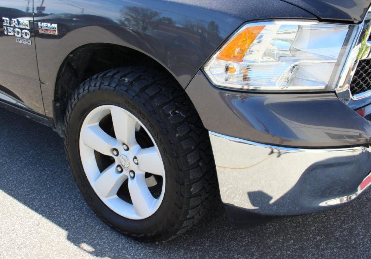 2023 RAM 1500 Classic SLT*4x4*Hemi*Six Seats*Bluetooth*Rear Cam*Boxliner Photo4