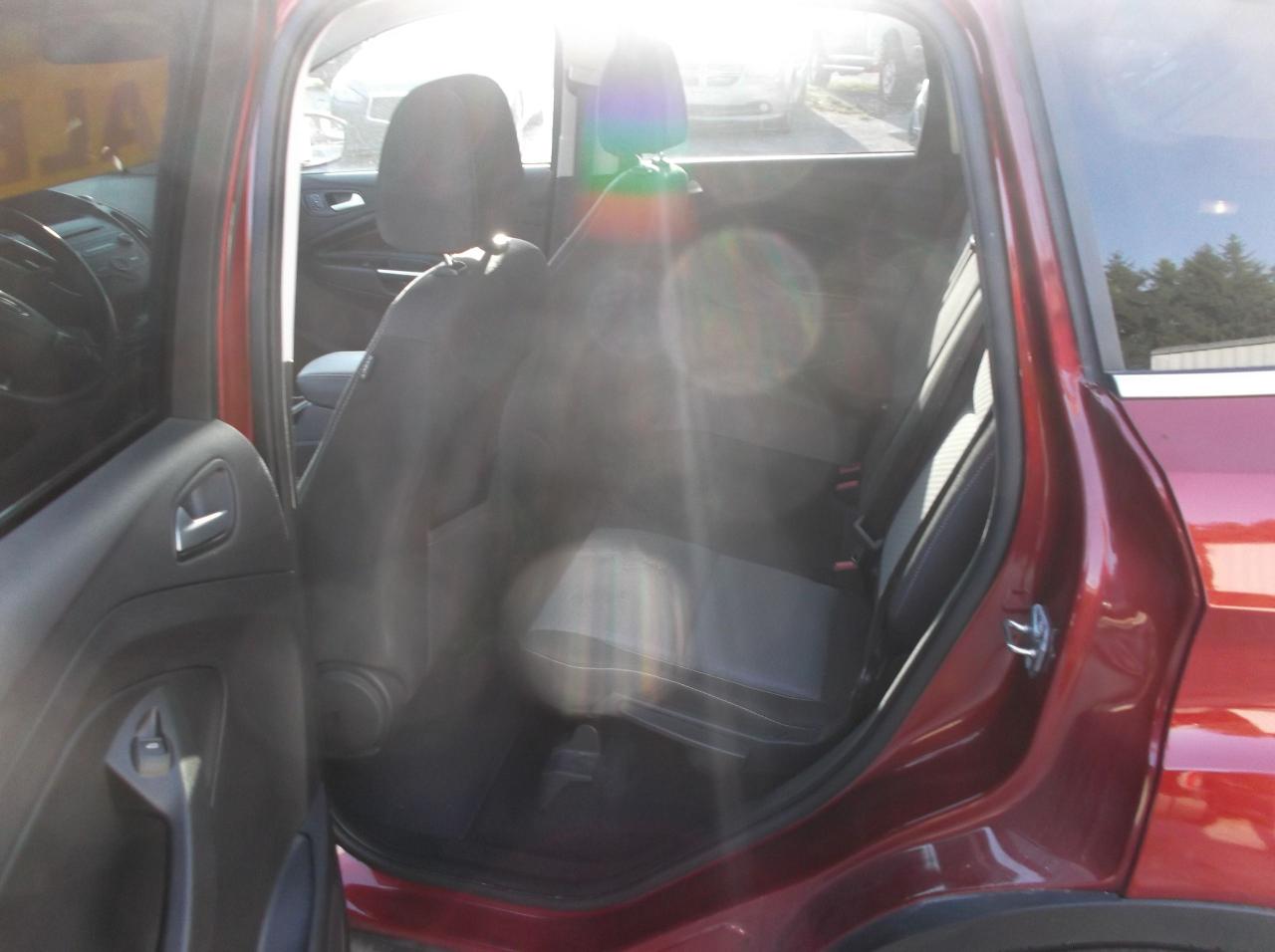 2017 Ford Escape SE - Photo #7