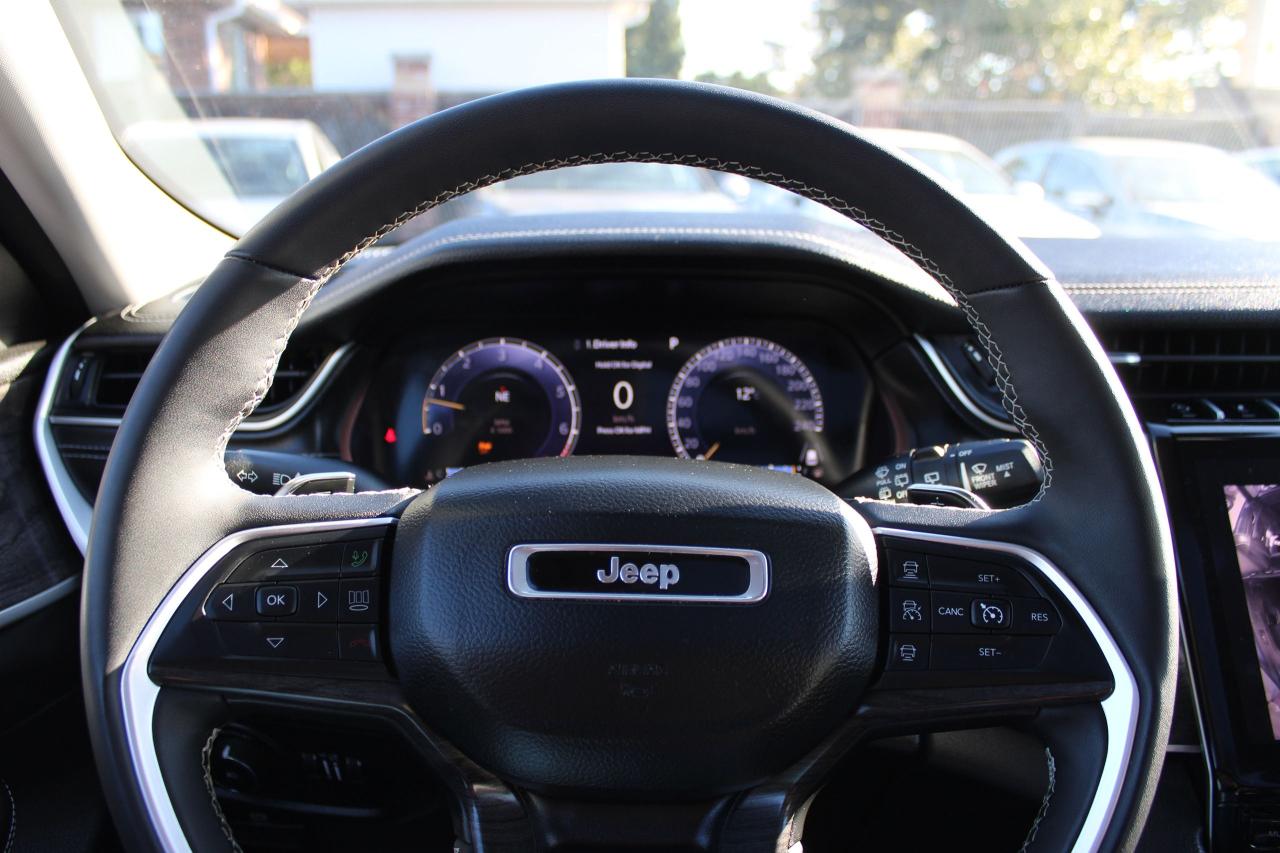 2023 Jeep Grand Cherokee L Limited 4x4 - Photo #12