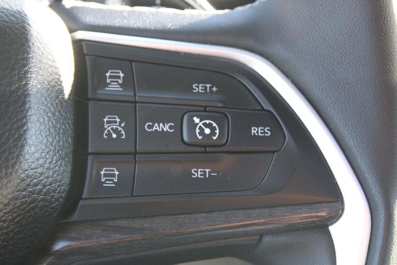 2023 Jeep Grand Cherokee L Limited 4x4 - Photo #13
