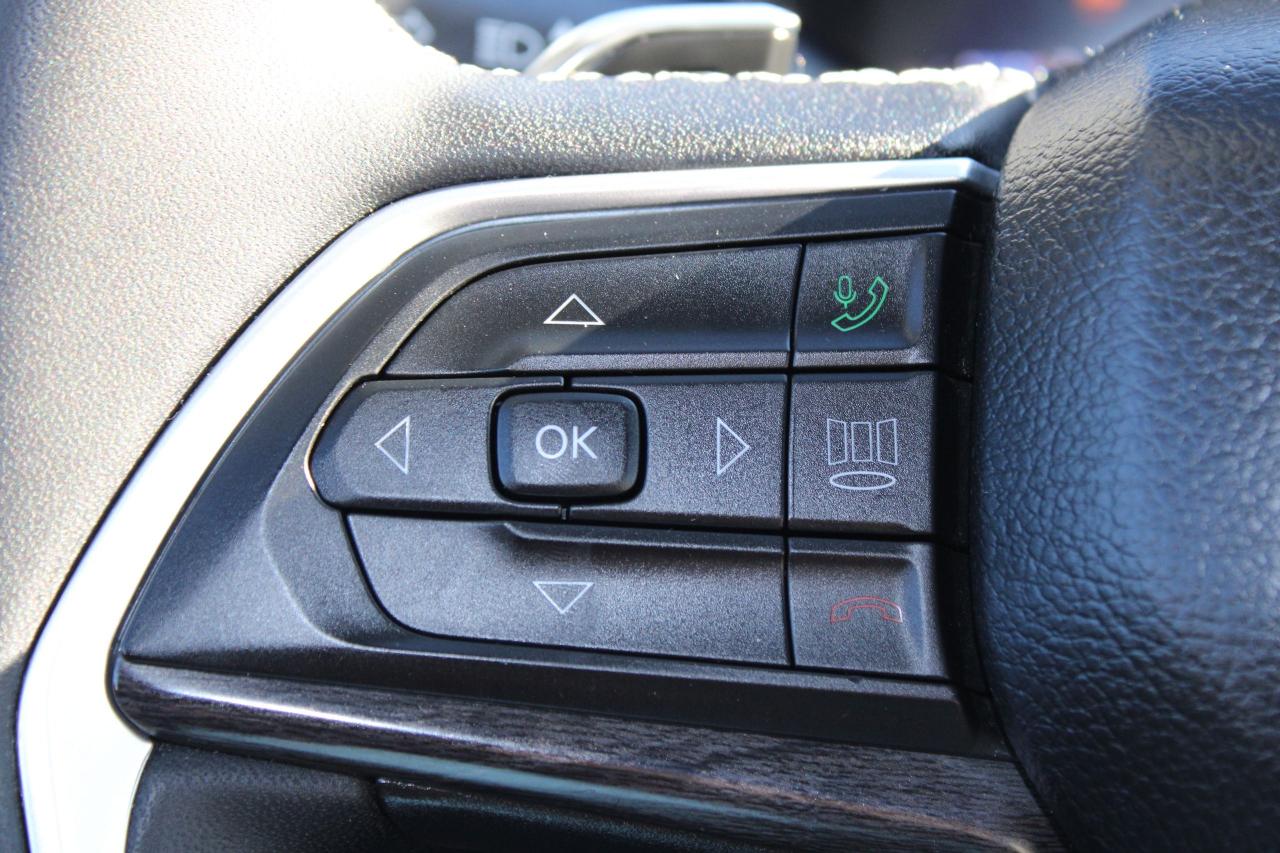 2023 Jeep Grand Cherokee L Limited 4x4 - Photo #20