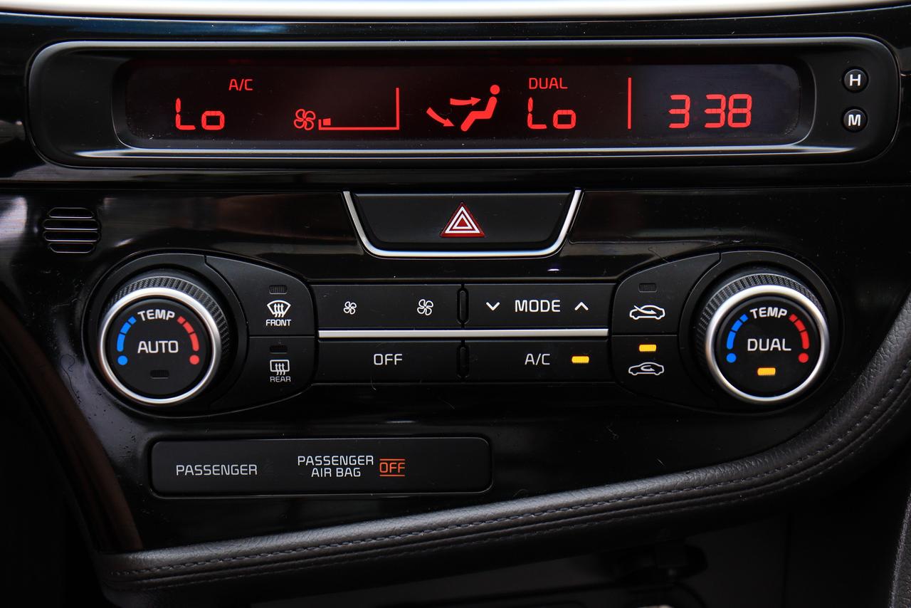 2015 Kia Optima EX | Leather | Pano Roof | Cam | Heated Seats ++ Photo