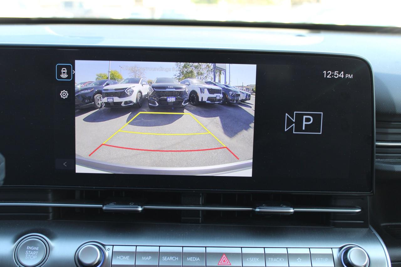 2024 Hyundai KONA 2.0L Preferred AWD w/Trend Package - Photo #9