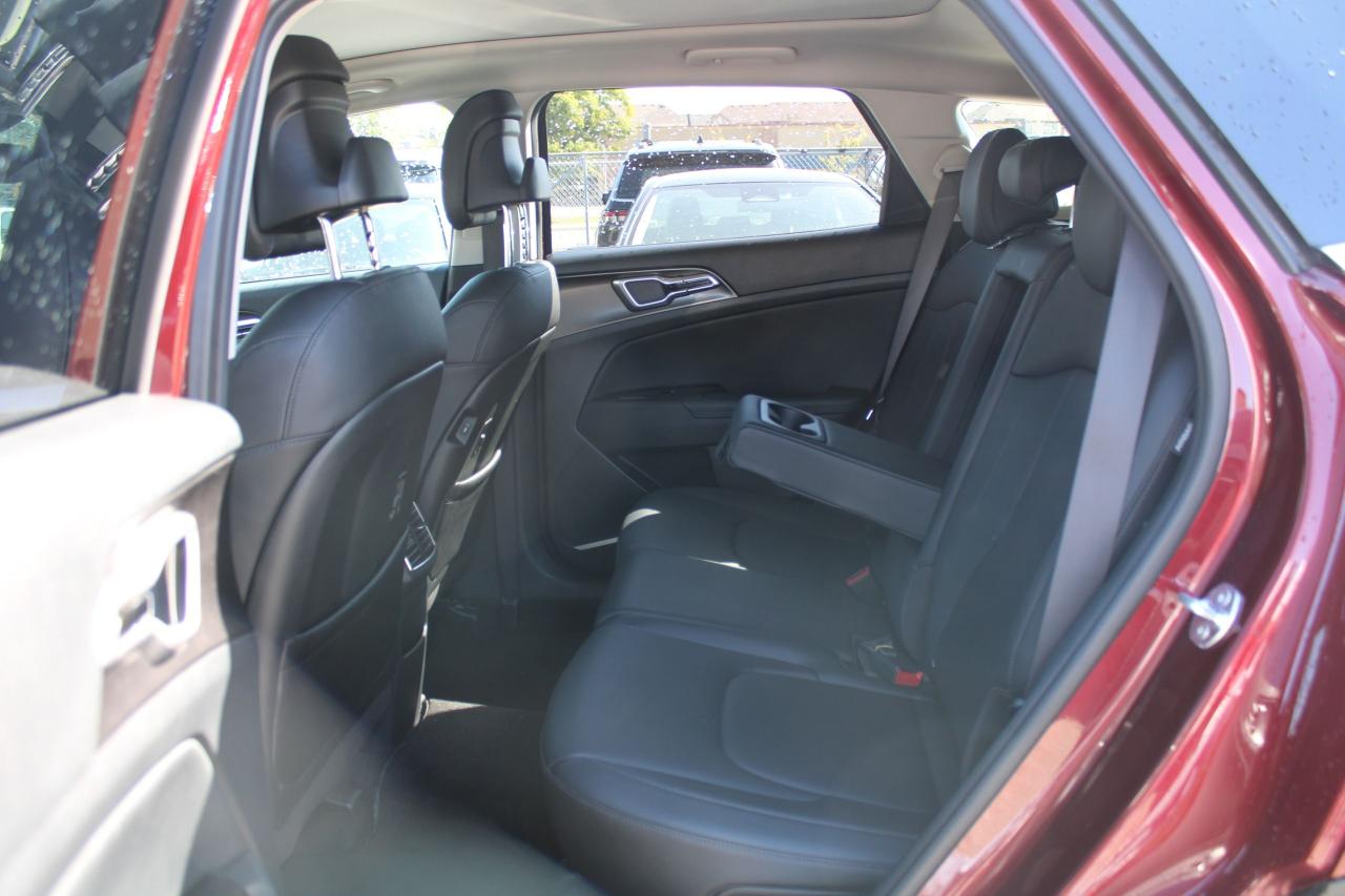 2024 Kia Sportage EX AWD - Photo #13